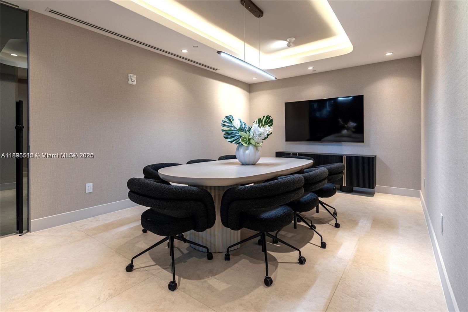 700 24th St #706 Miami, FL 33137