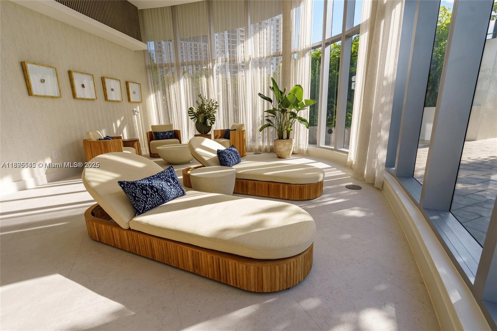 700 24th St #706 Miami, FL 33137