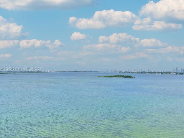 700 24th St #706 Miami, FL 33137