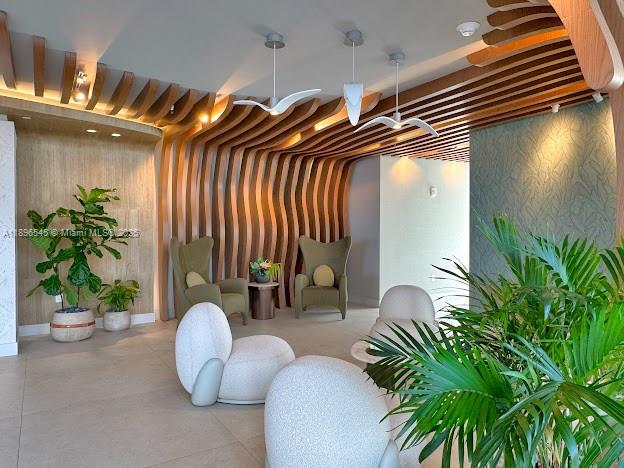 700 24th St #706 Miami, FL 33137