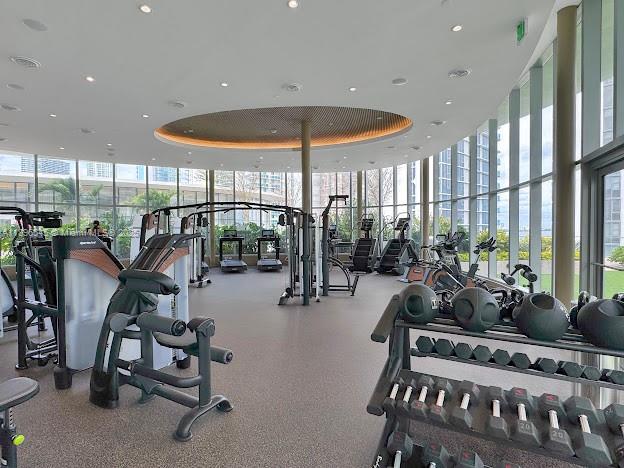 700 24th St #706 Miami, FL 33137