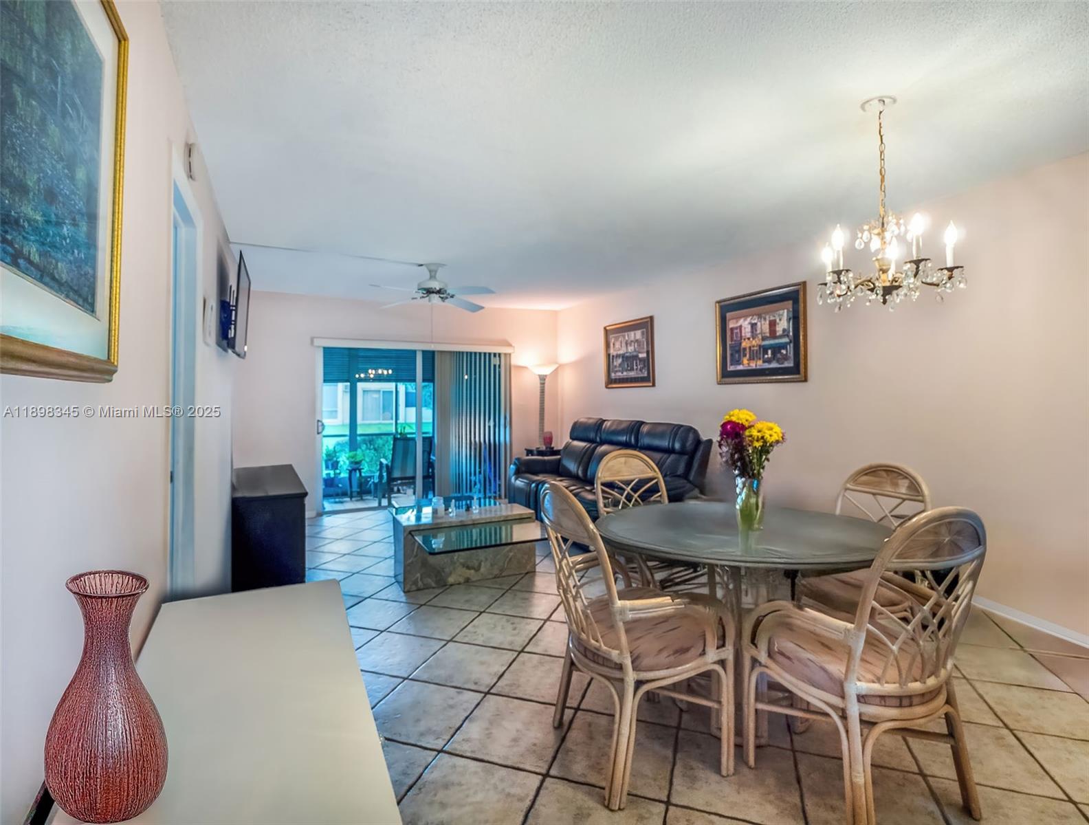 5520 N Lakewood Cir N #614