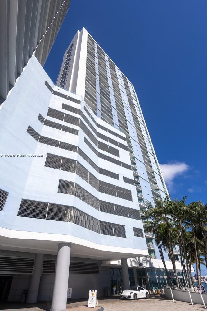 335 S Biscayne Blvd #2200