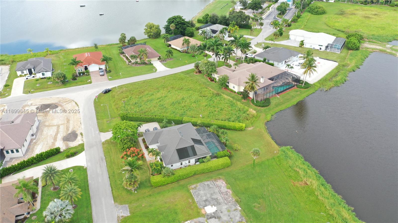 18018 Royal Hammock Blvd Naples, FL 34114