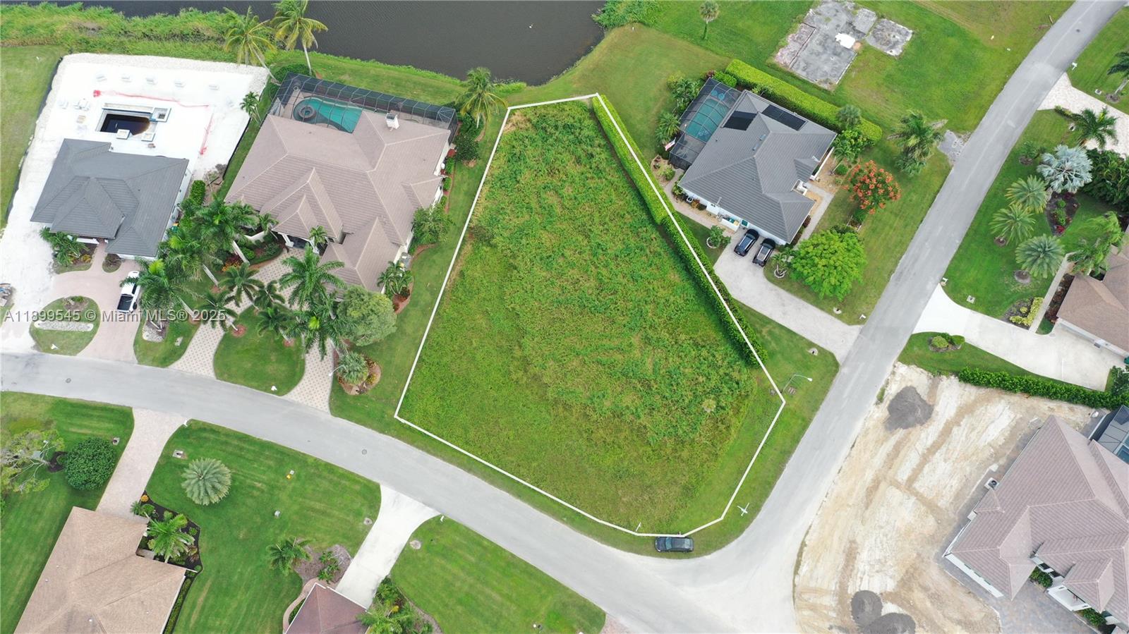 18018 Royal Hammock Blvd Naples, FL 34114