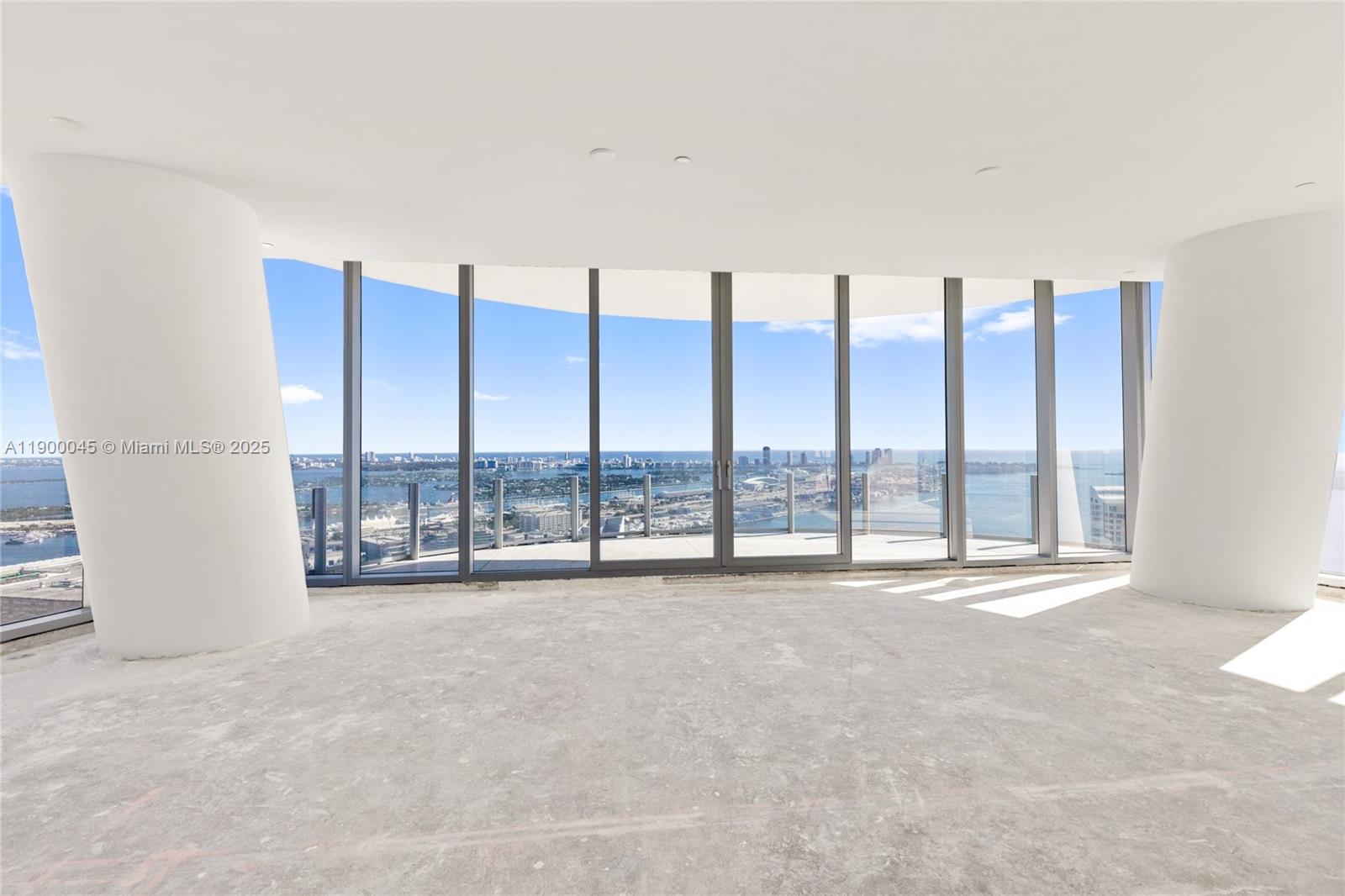 300 Biscayne Blvd Way #5201E Miami, FL 33131