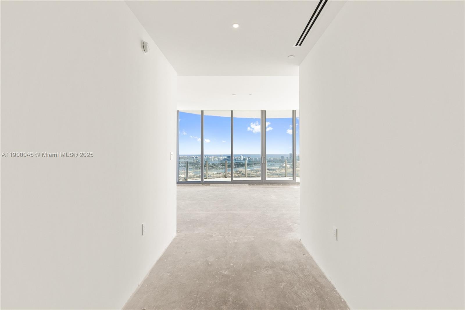 300 Biscayne Blvd Way #5201E Miami, FL 33131