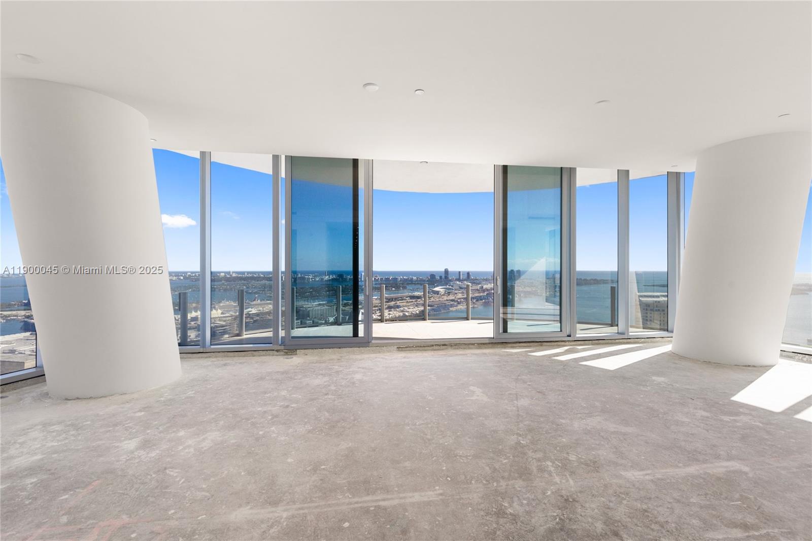 300 Biscayne Blvd Way #5201E Miami, FL 33131