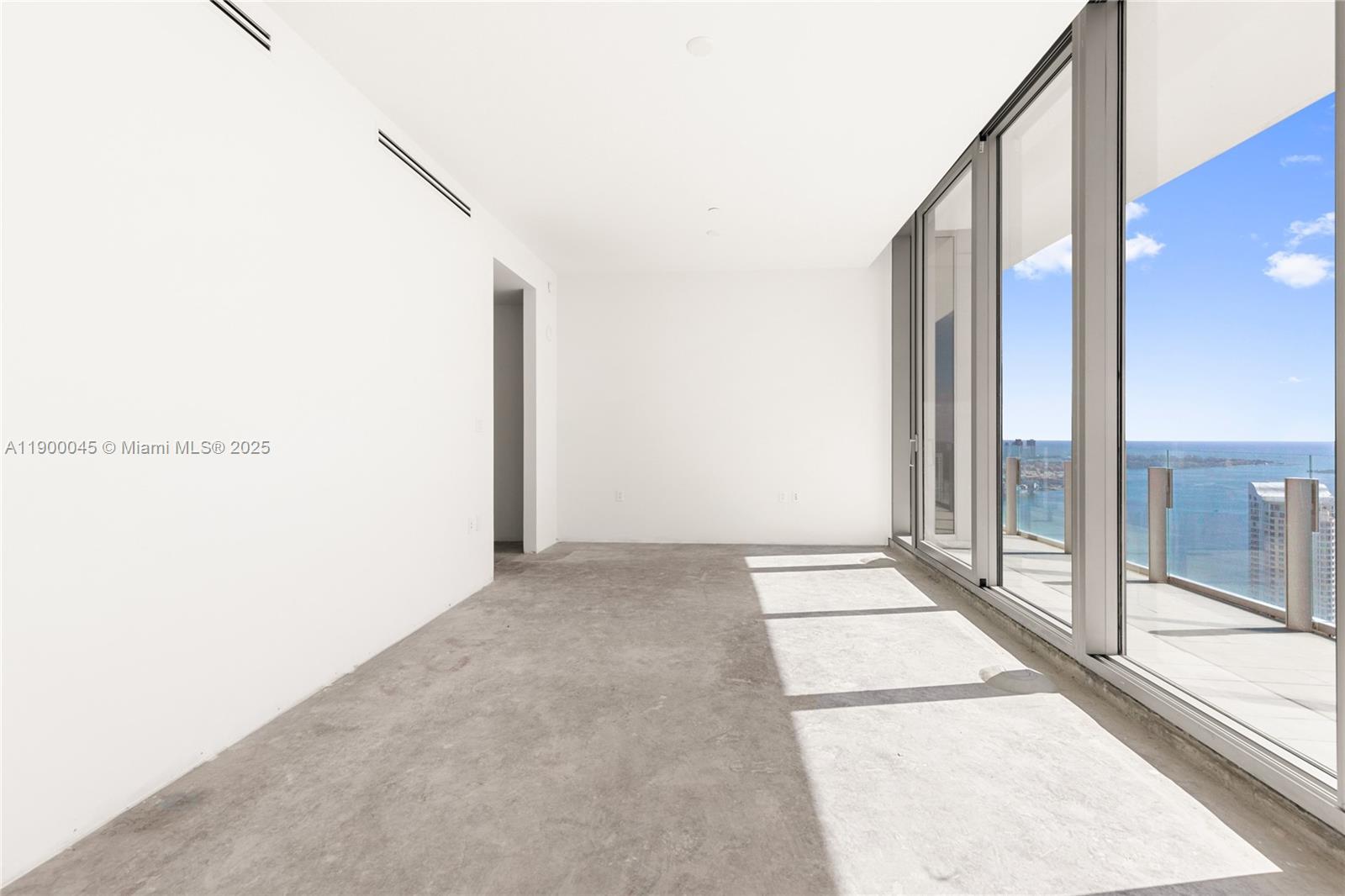 300 Biscayne Blvd Way #5201E Miami, FL 33131