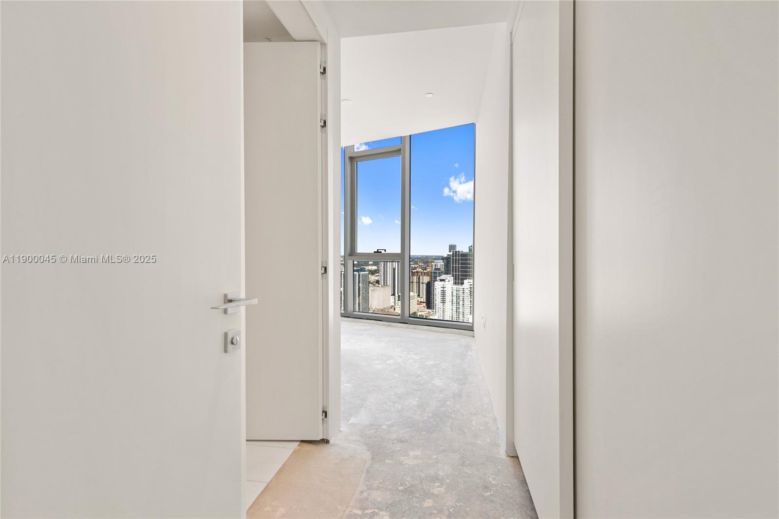 300 Biscayne Blvd Way #5201E Miami, FL 33131