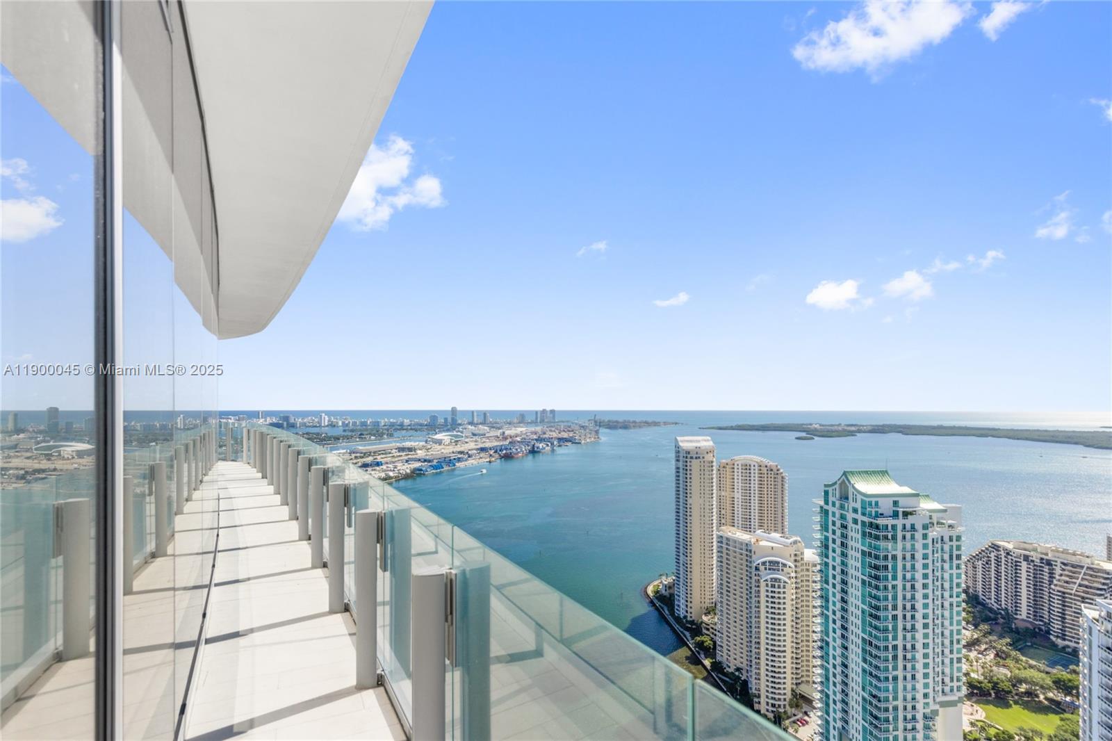 300 Biscayne Blvd Way #5201E Miami, FL 33131