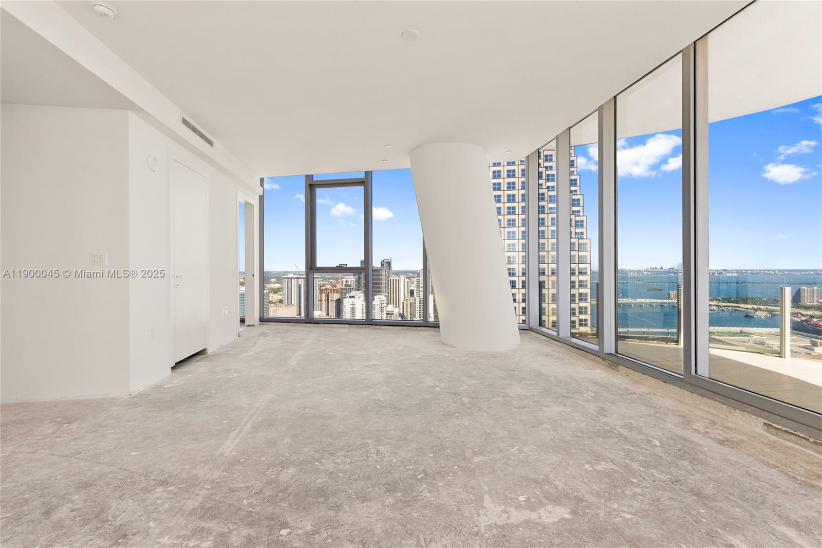 300 Biscayne Blvd Way #5201E Miami, FL 33131