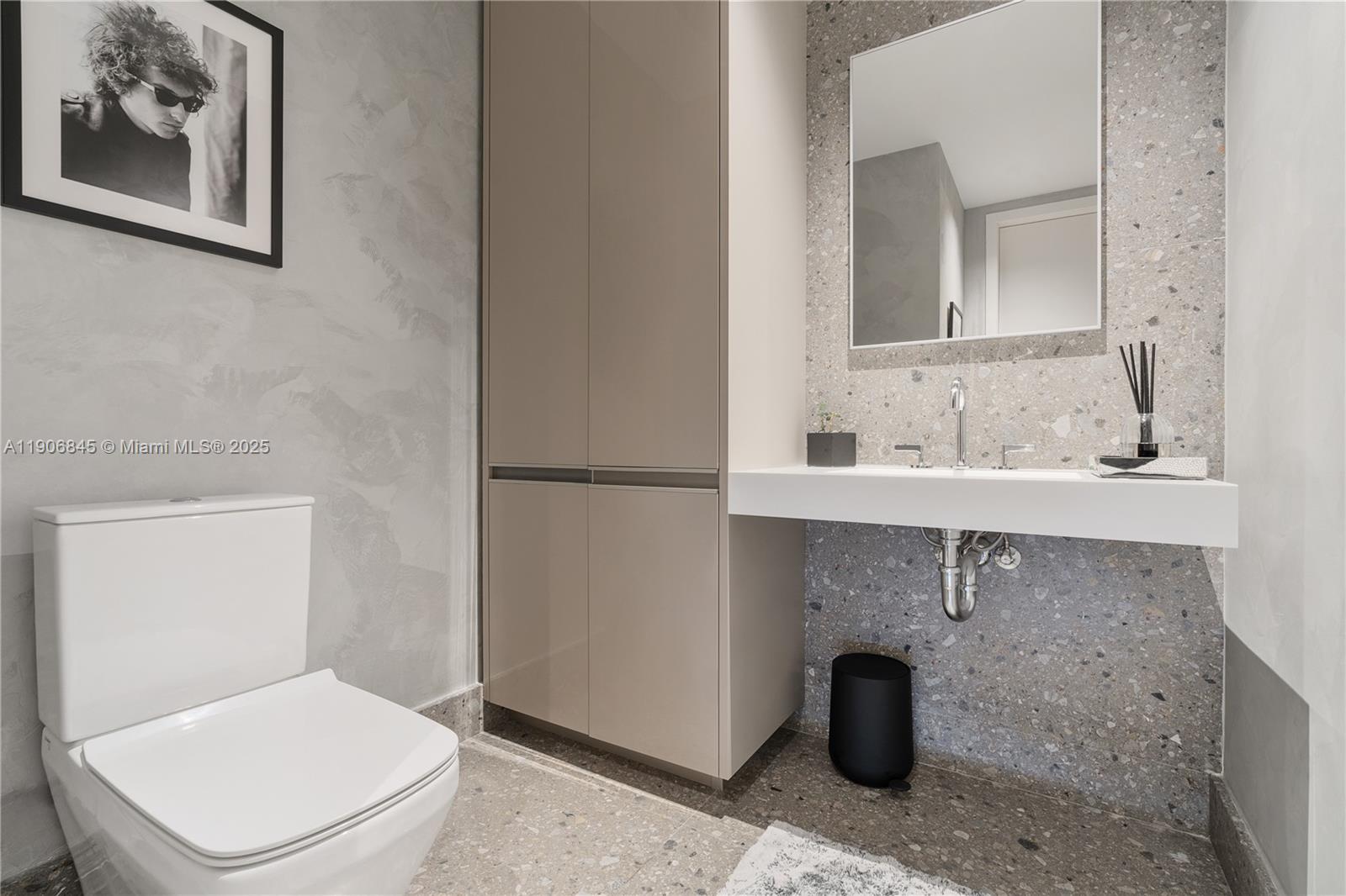 8701 Collins Ave #1103 Miami Beach, FL 33154