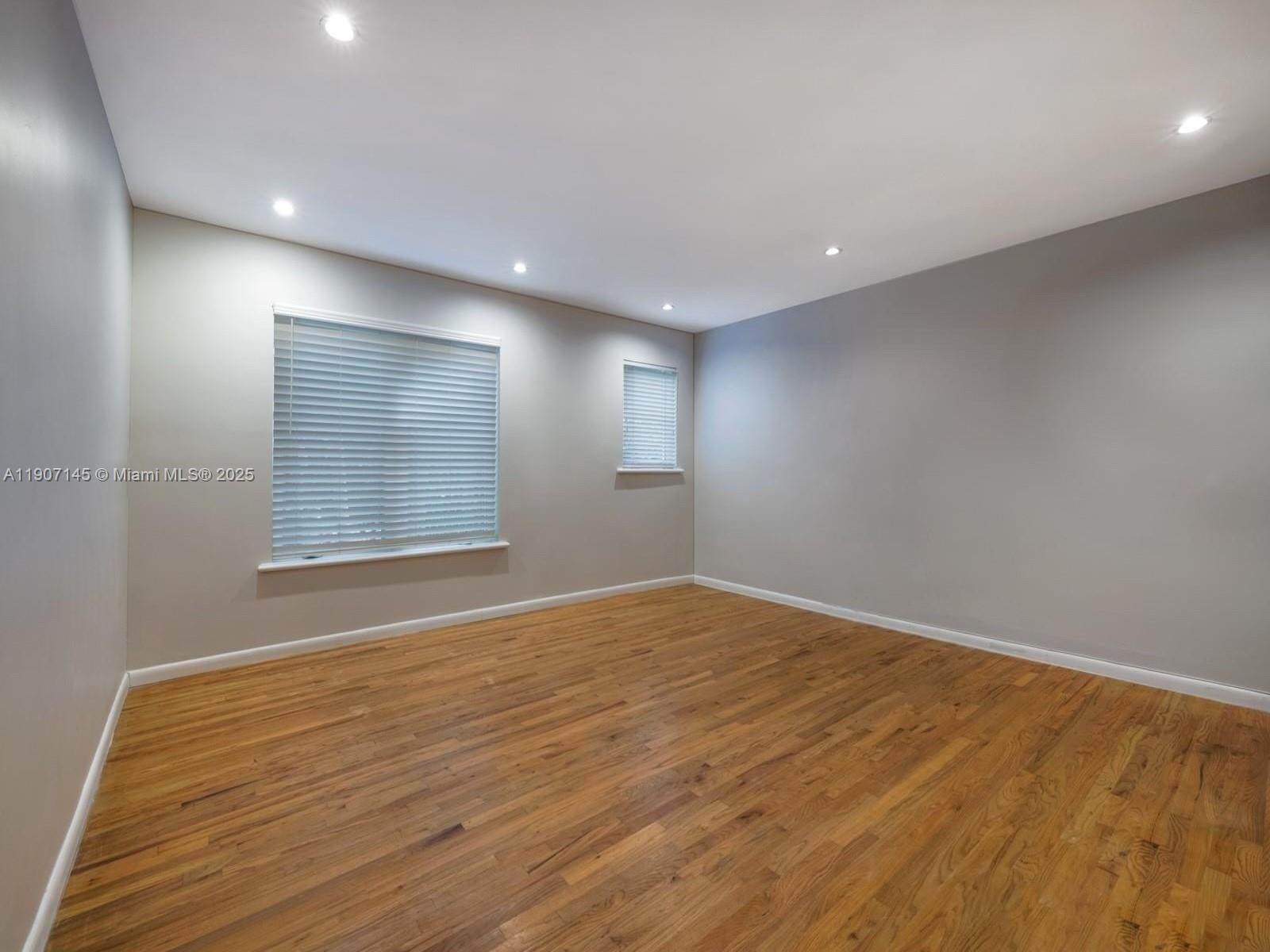 1018 Meridian Ave #4 Miami Beach, FL 33139