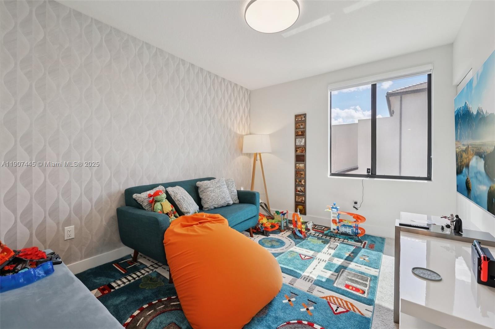 8001 NW 41st St #F-112 Doral, FL 33166