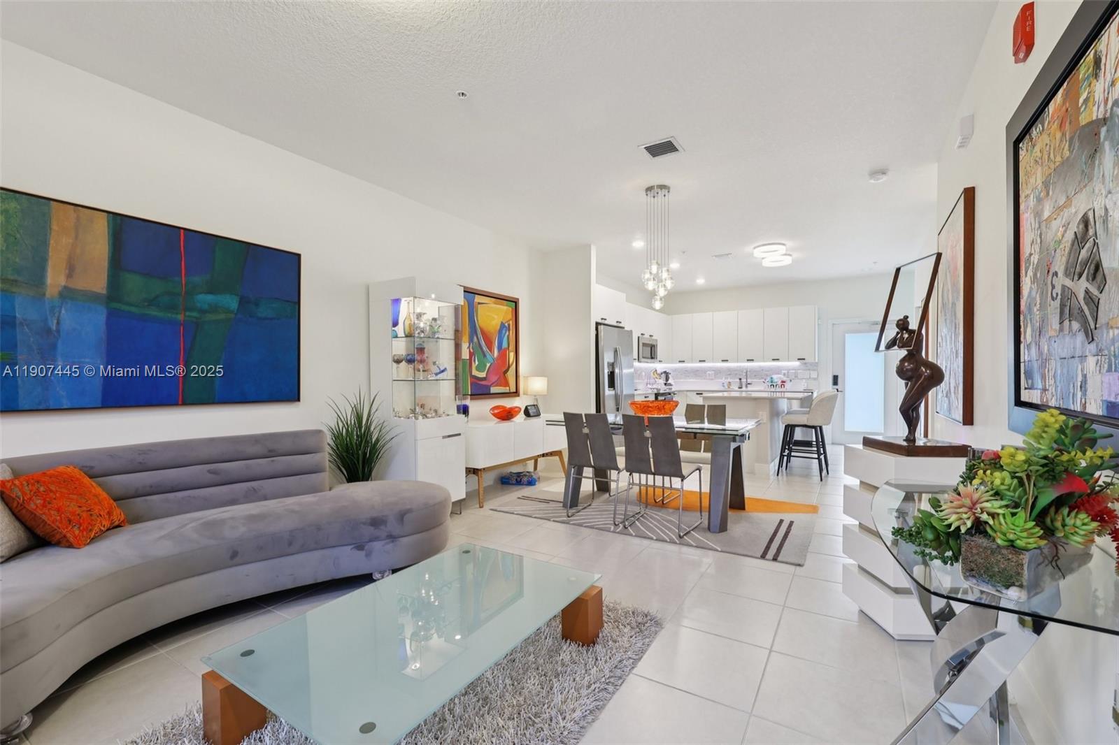 8001 NW 41st St #F-112 Doral, FL 33166