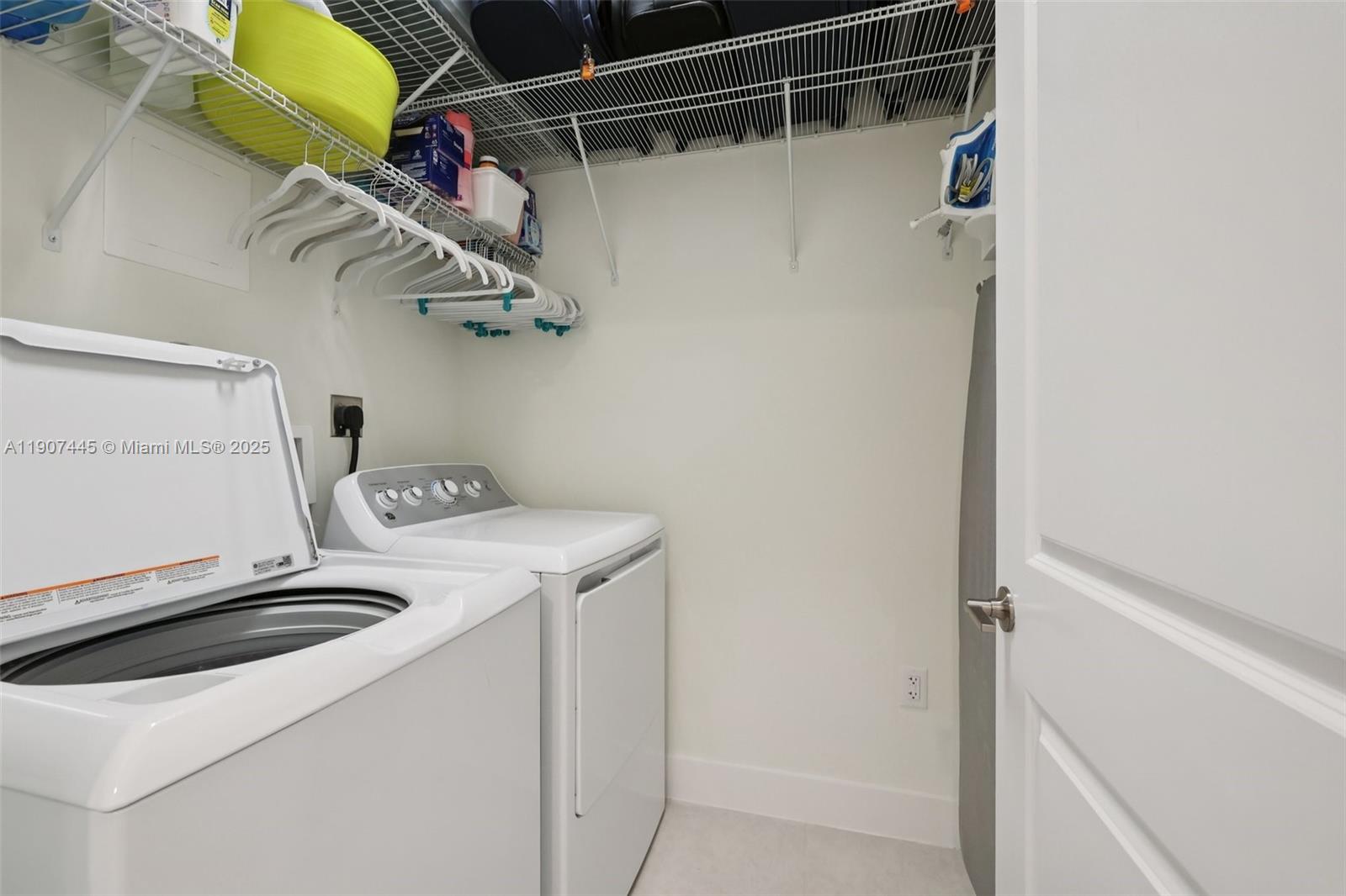 8001 NW 41st St #F-112 Doral, FL 33166