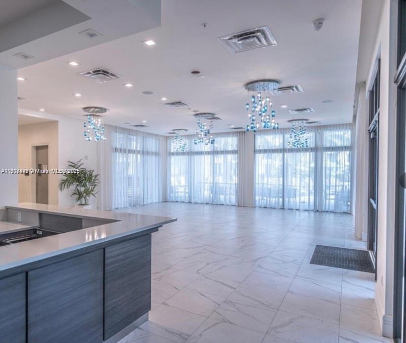 8001 NW 41st St #F-112 Doral, FL 33166