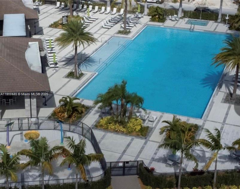 8001 NW 41st St #F-112 Doral, FL 33166