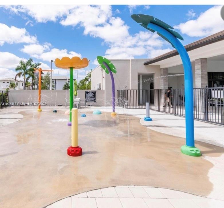 8001 NW 41st St #F-112 Doral, FL 33166