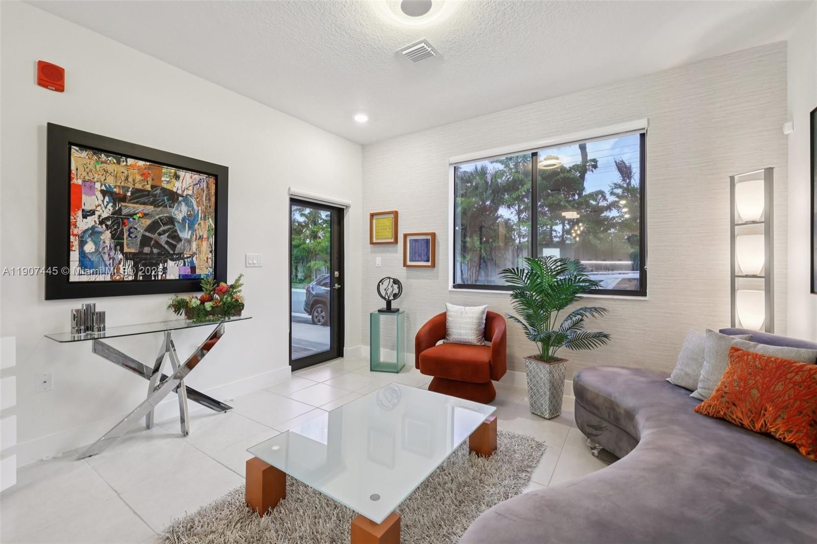 8001 NW 41st St #F-112 Doral, FL 33166