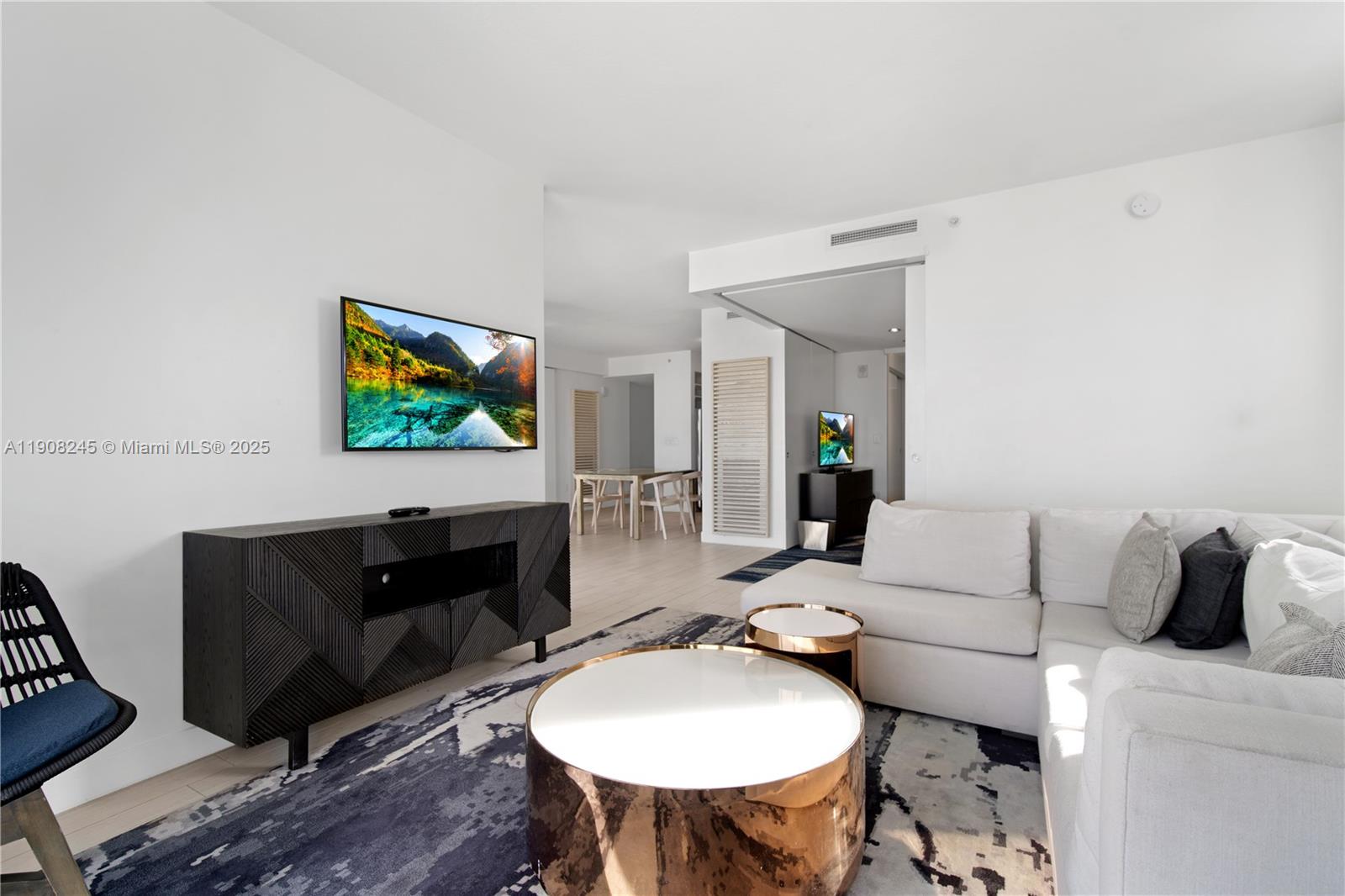 3101 Bayshore Dr #1102 Fort Lauderdale, FL 33304