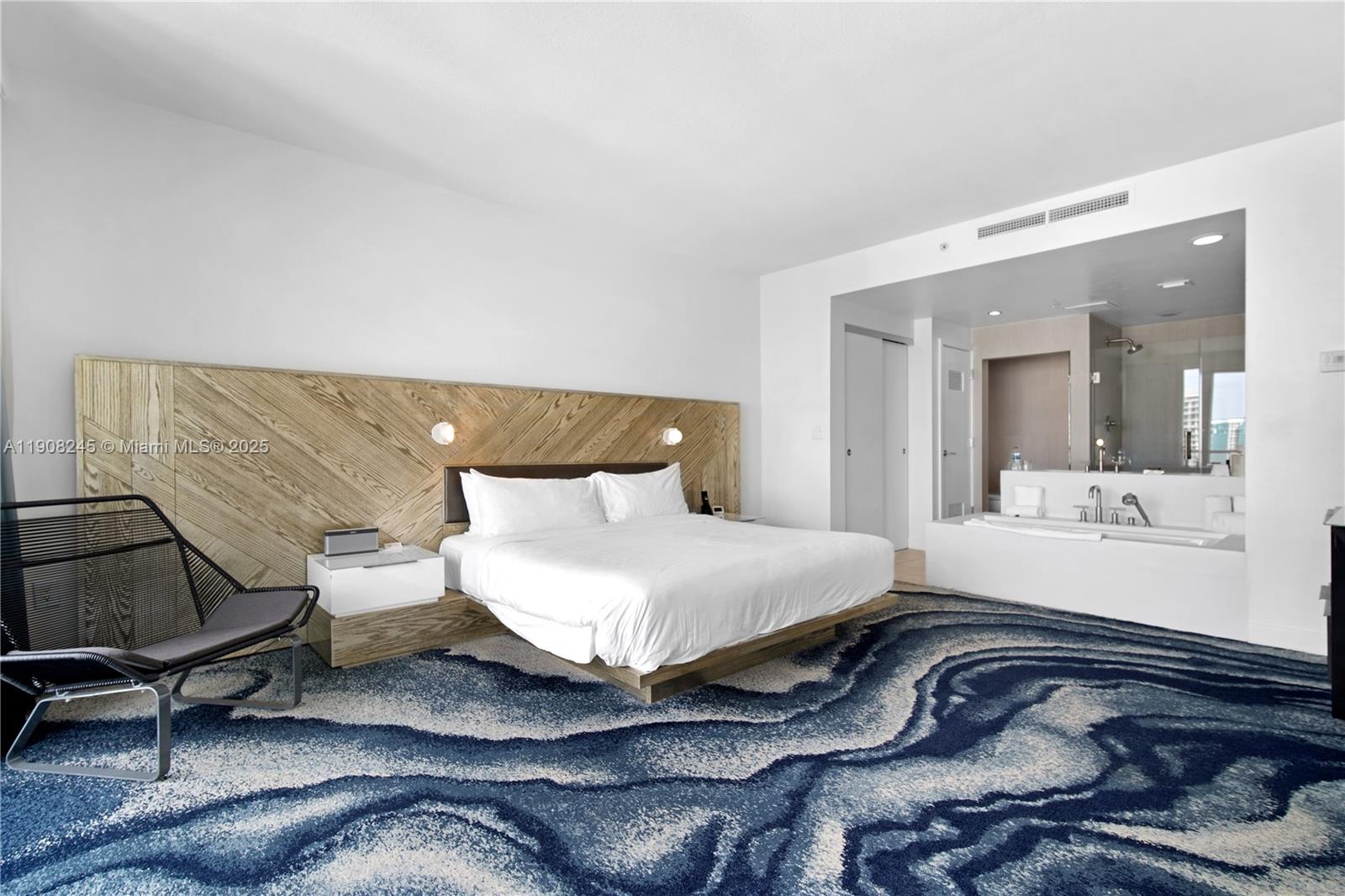 3101 Bayshore Dr #1102 Fort Lauderdale, FL 33304