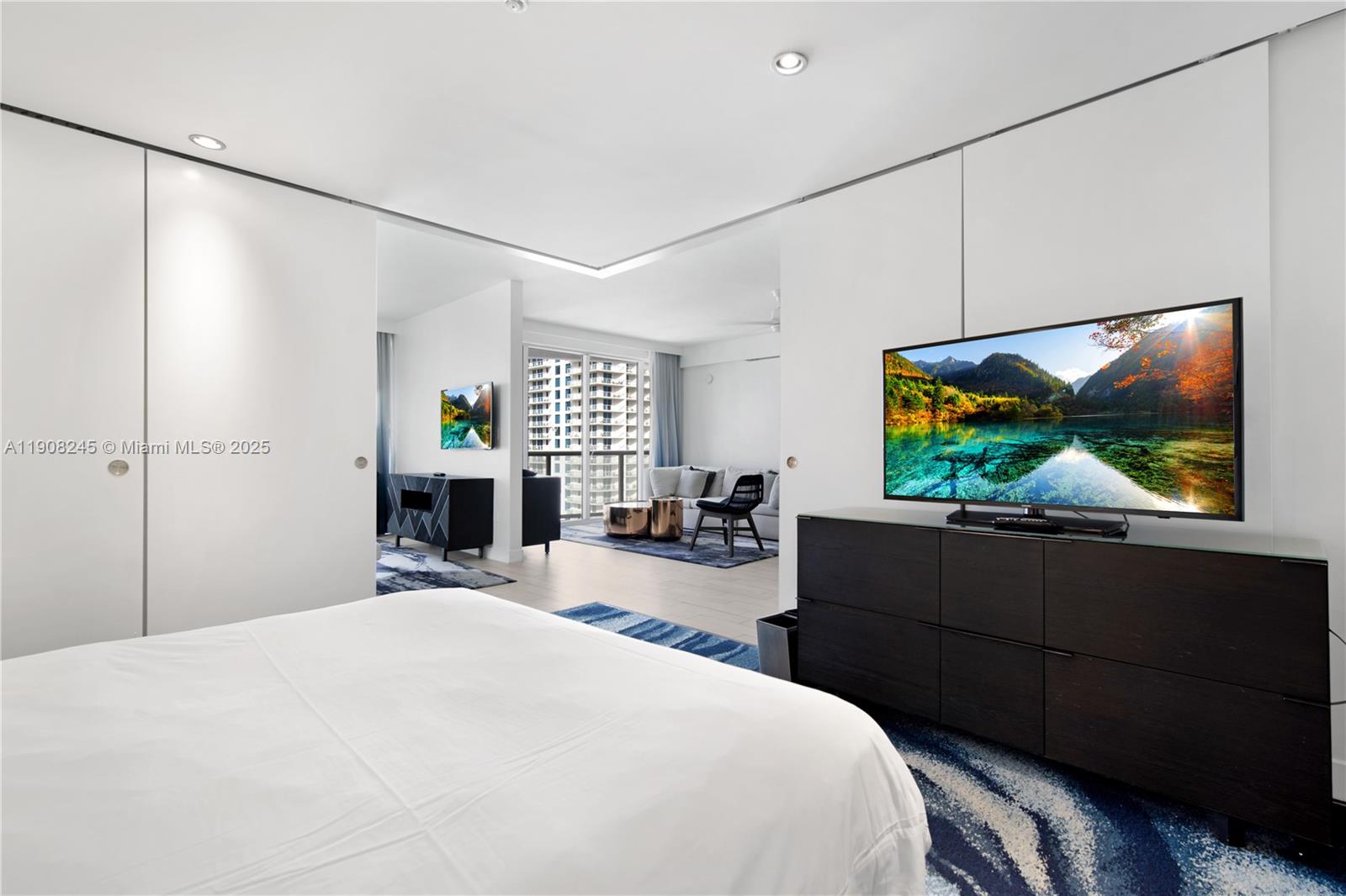 3101 Bayshore Dr #1102 Fort Lauderdale, FL 33304