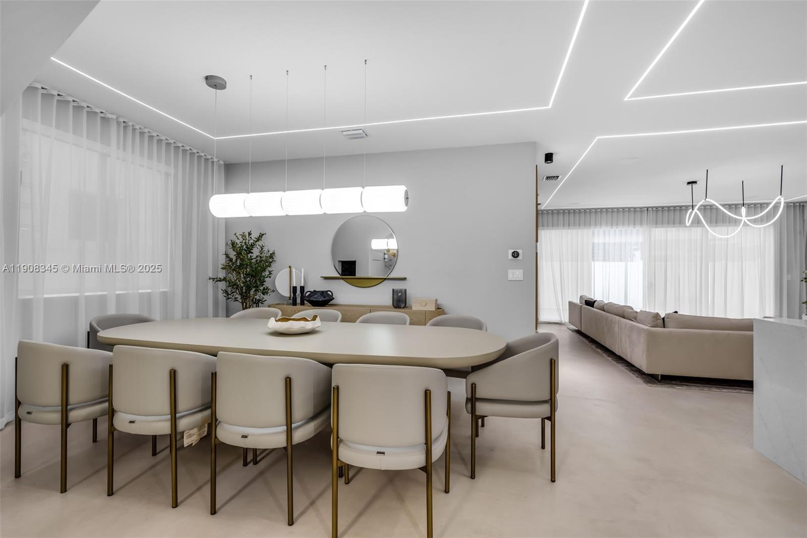 7533 NW 98th Ct #7533 Doral, FL 33178