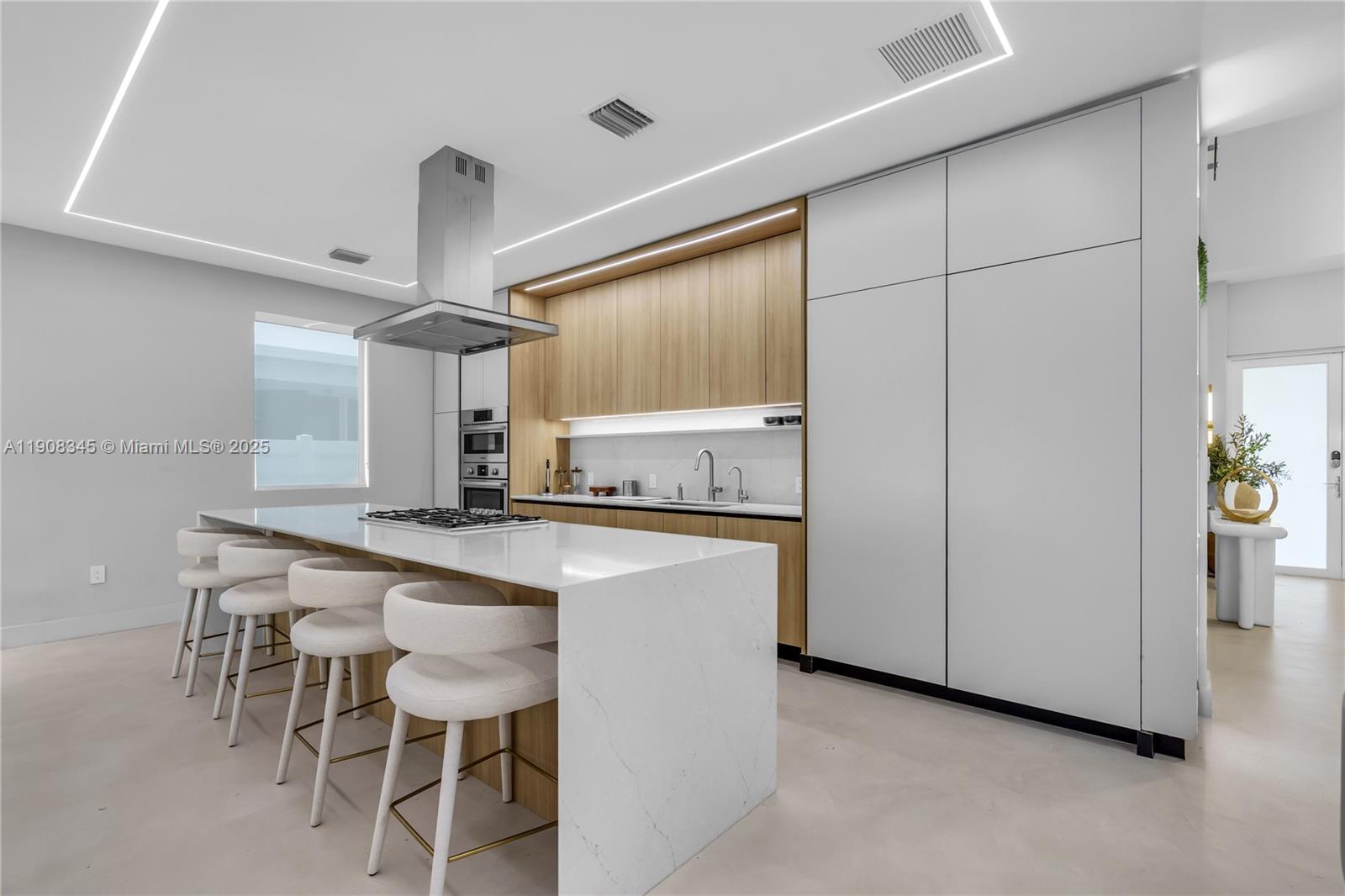 7533 NW 98th Ct #7533 Doral, FL 33178