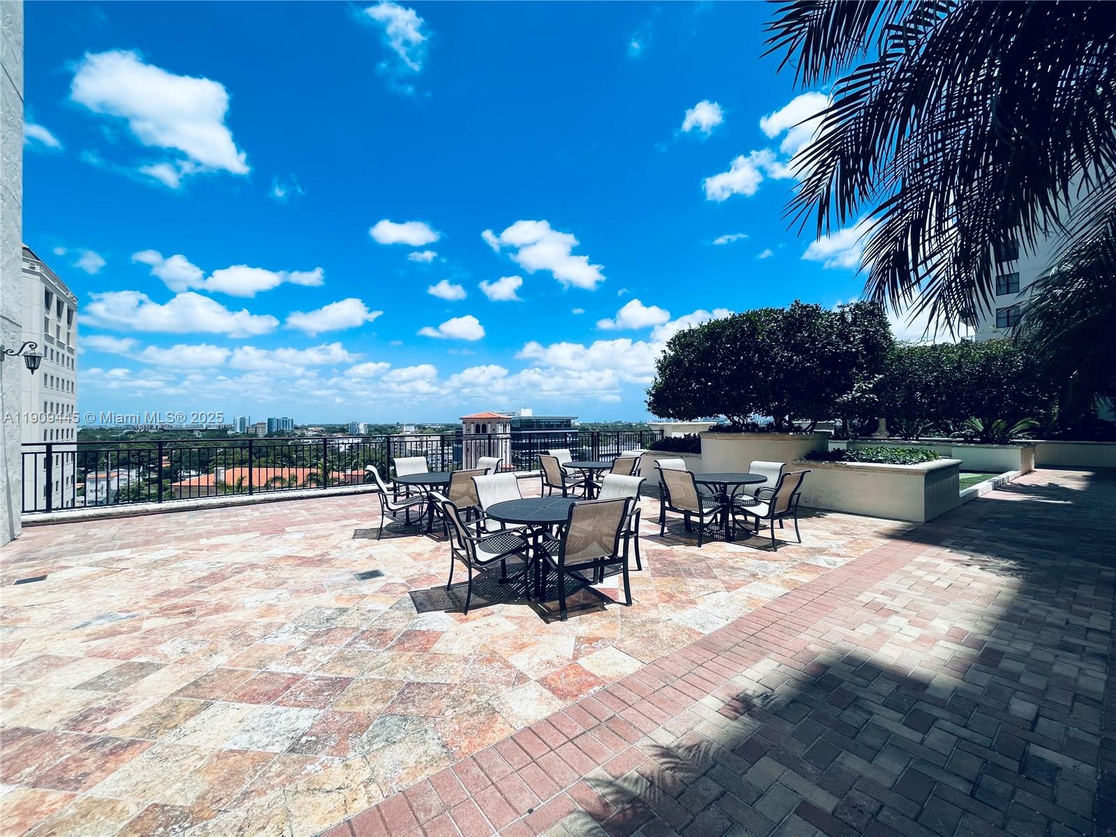888 S Douglas Rd #119 Coral Gables, FL 33134