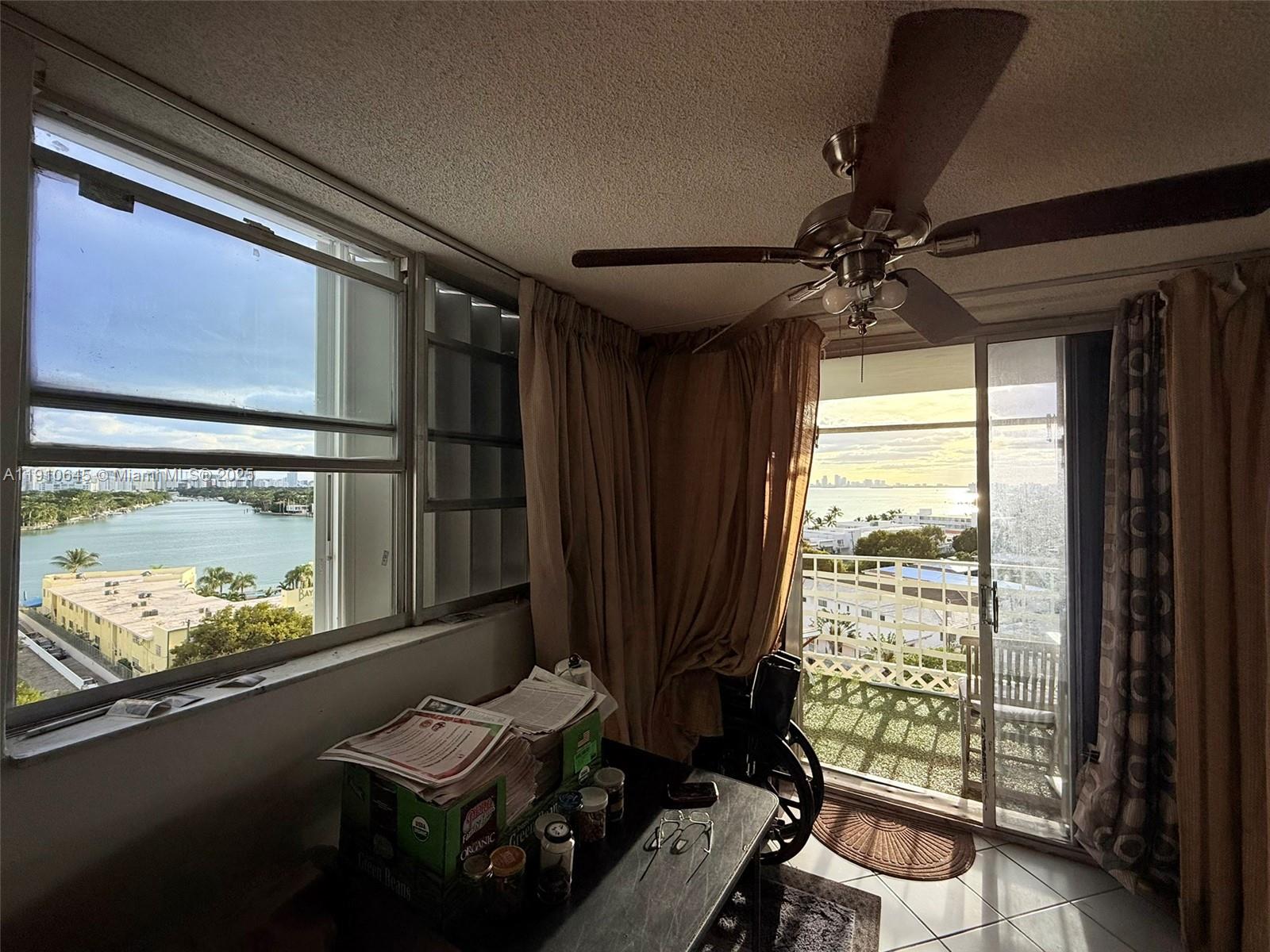 6900 Bay Dr #9C Miami Beach, FL 33141