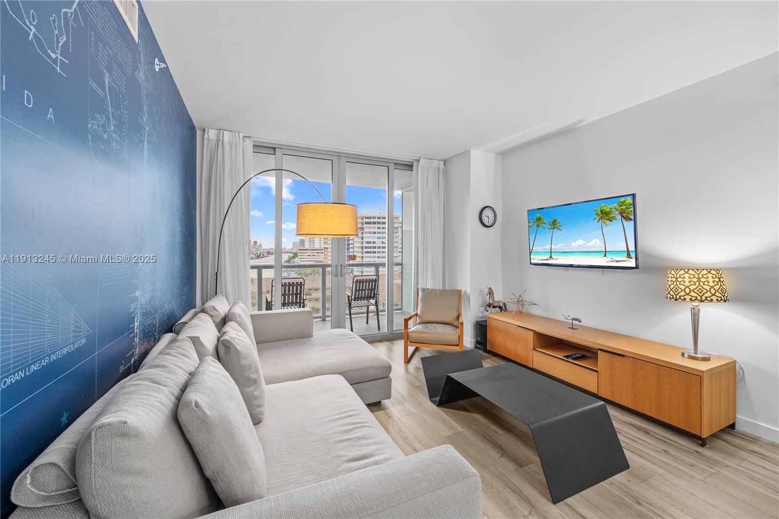 image Beachwalk Condominium13