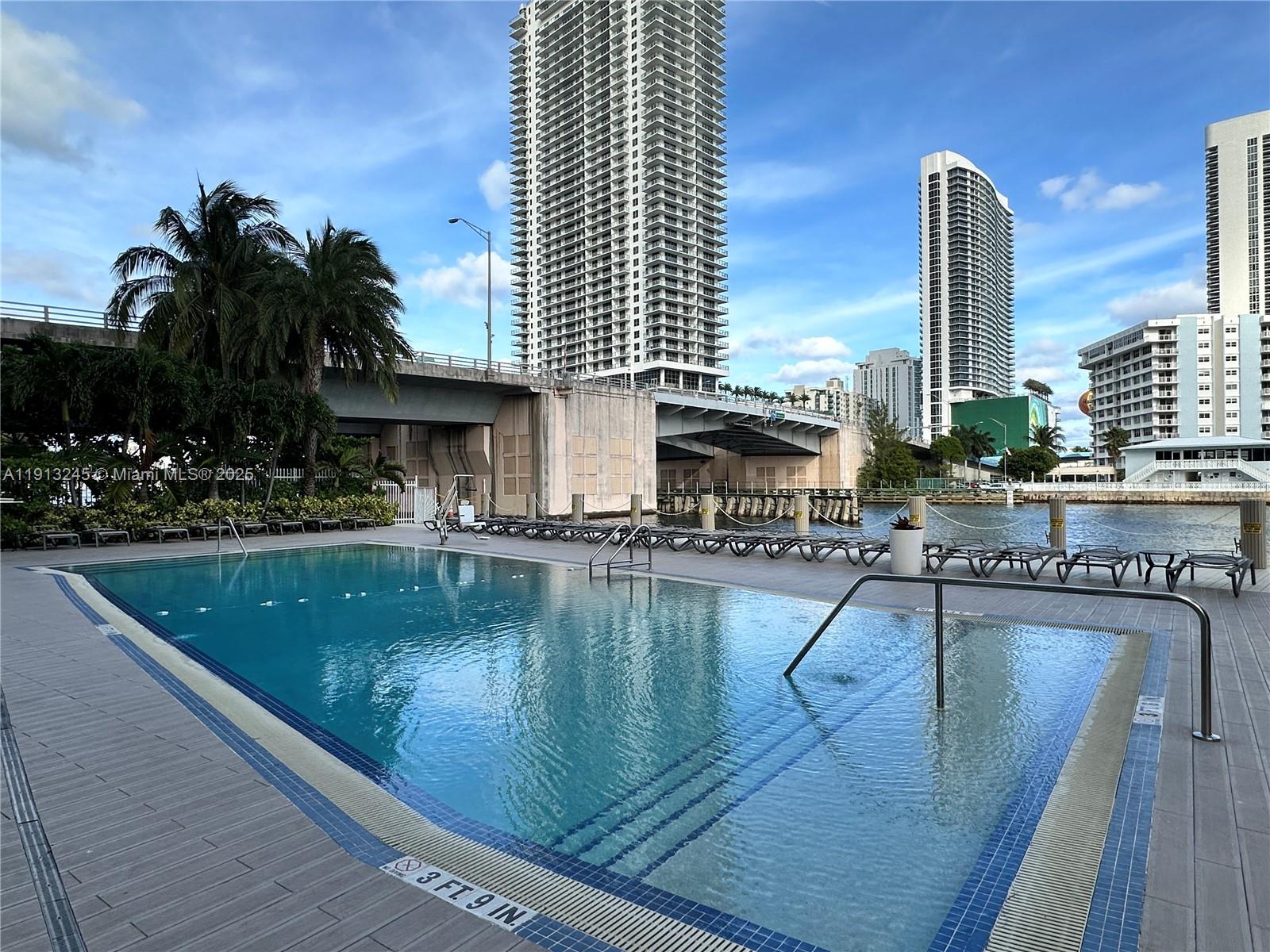 image Beachwalk Condominium63