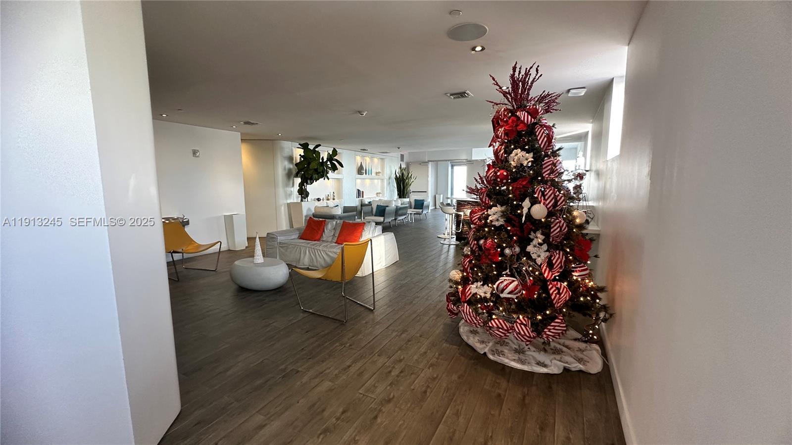 image Beachwalk Hotel & Residences71