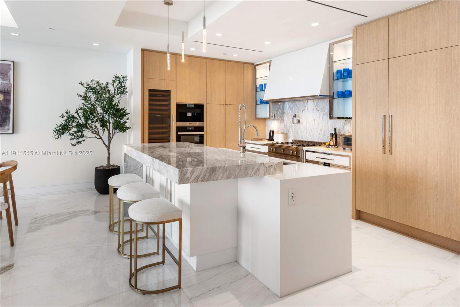 17901 Collins Ave #3406 Sunny Isles Beach, FL 33160