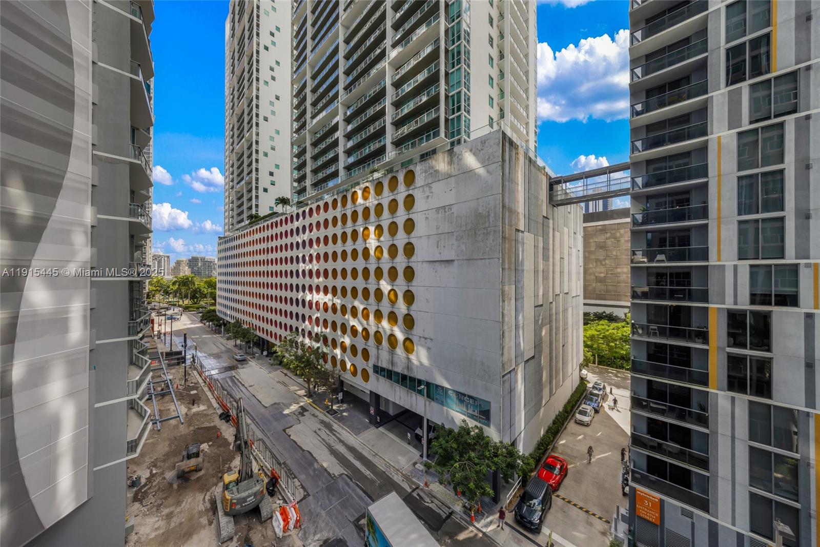 41 SE 5th St #502 Miami, FL 33131