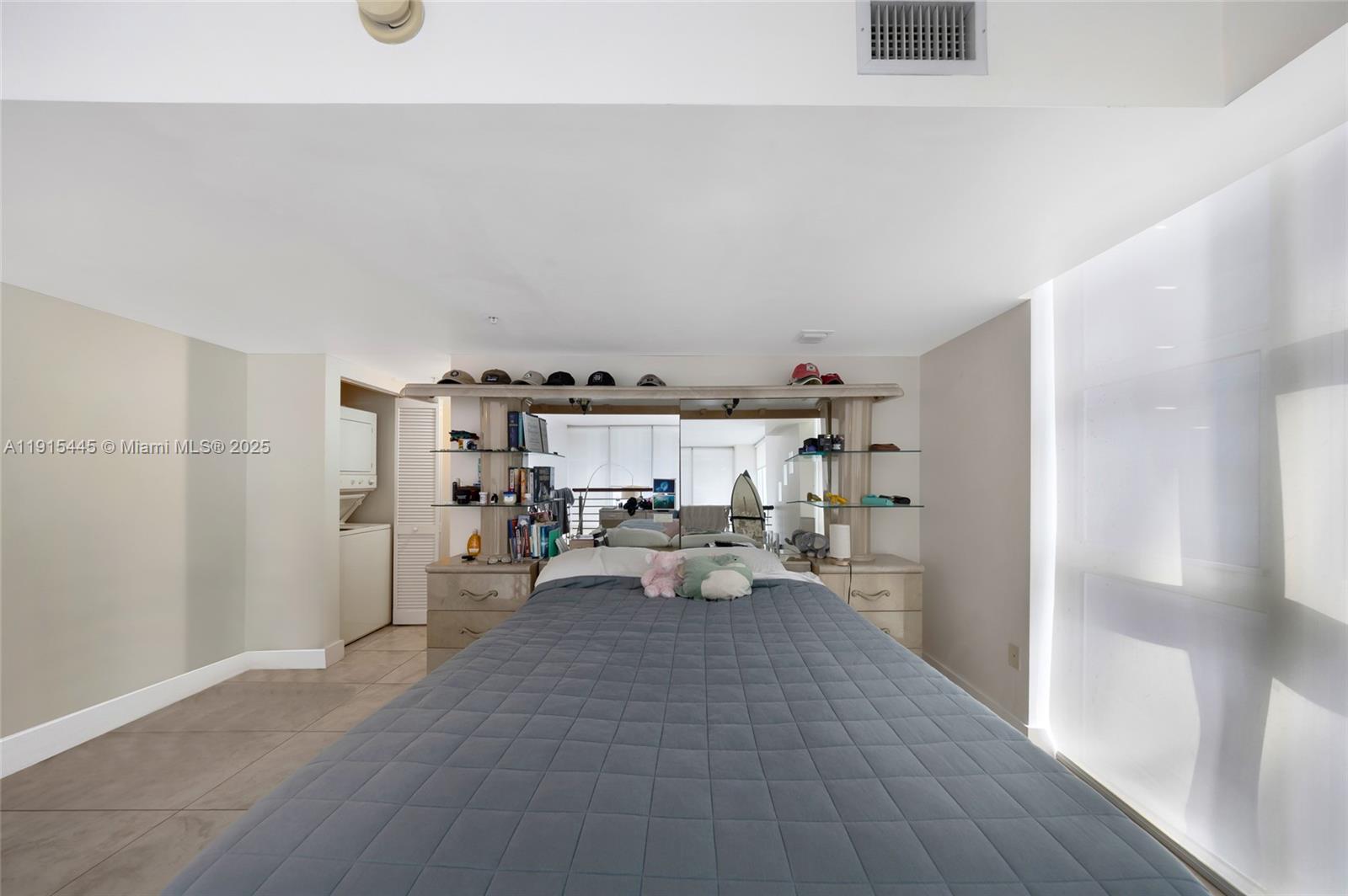 41 SE 5th St #502 Miami, FL 33131