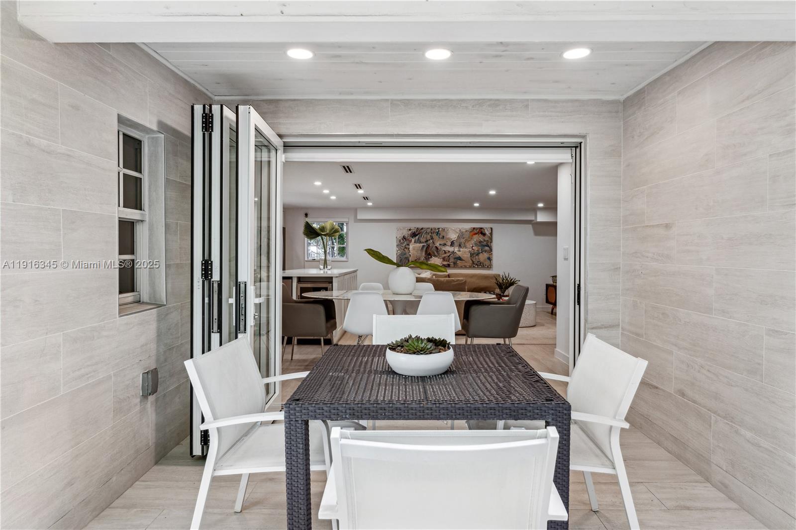 1231 15th Ter #5 Miami Beach, FL 33139