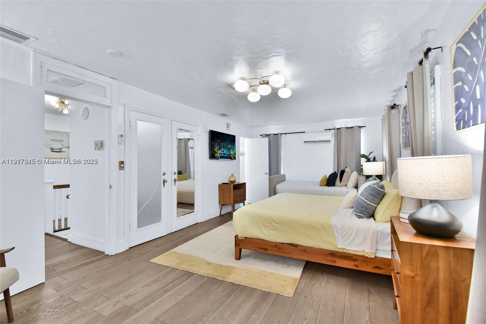 1018 Jefferson Ave Miami Beach, FL 33139