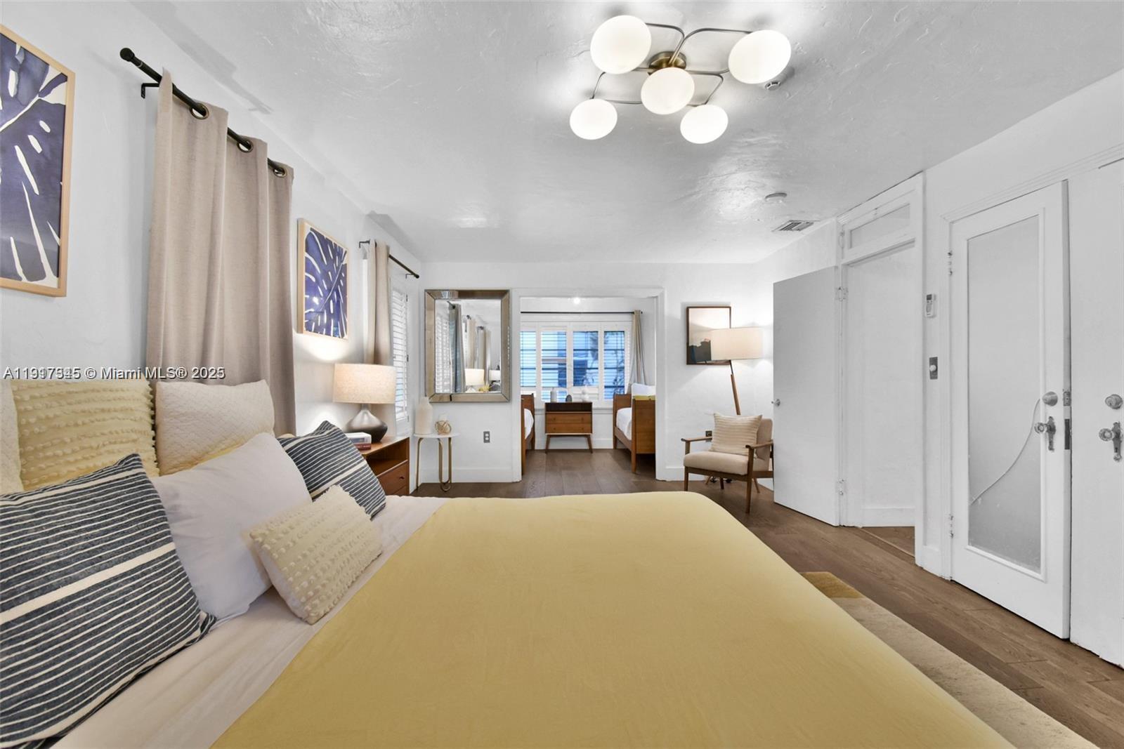 1018 Jefferson Ave Miami Beach, FL 33139