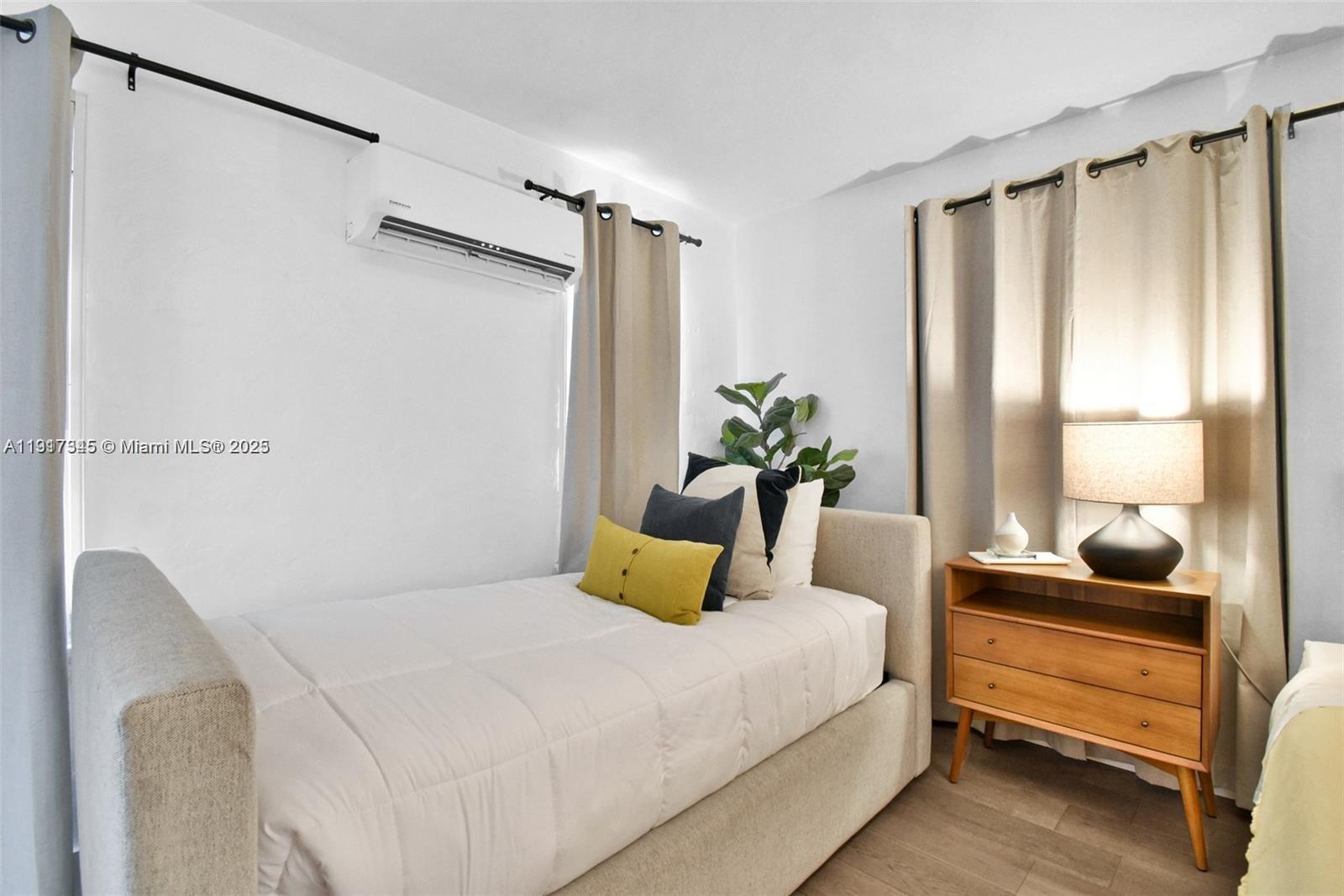 1018 Jefferson Ave Miami Beach, FL 33139