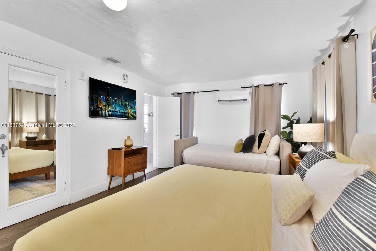 1018 Jefferson Ave Miami Beach, FL 33139