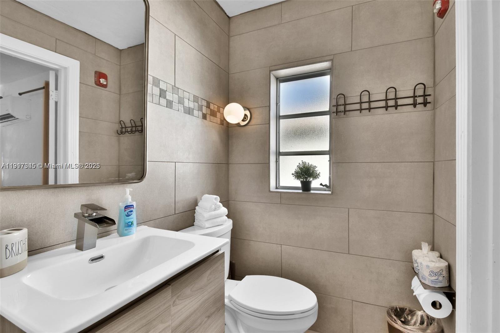 1018 Jefferson Ave Miami Beach, FL 33139