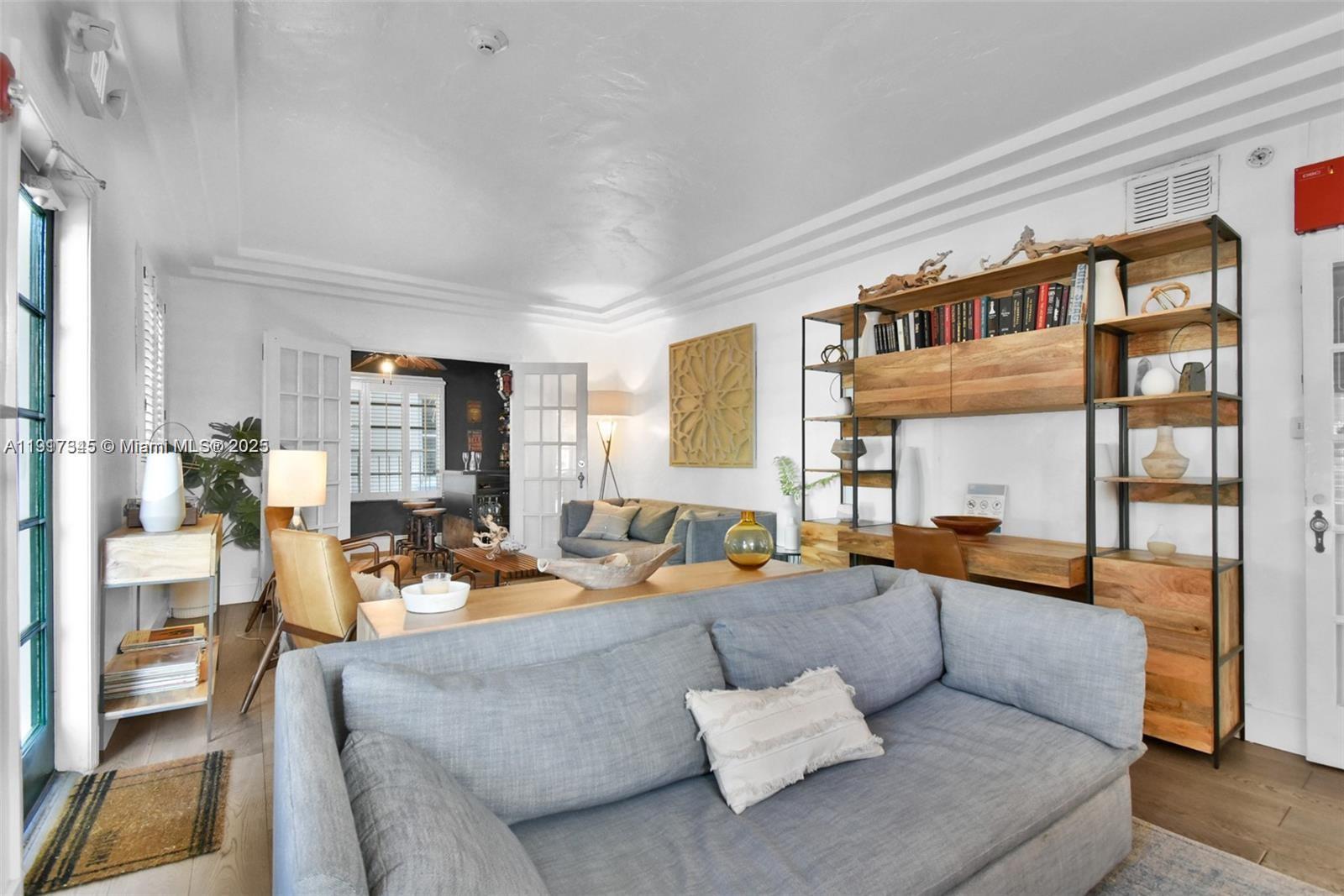 1018 Jefferson Ave Miami Beach, FL 33139