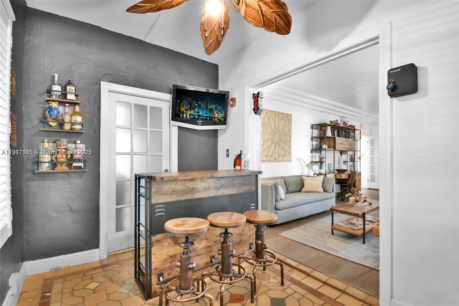 1018 Jefferson Ave Miami Beach, FL 33139