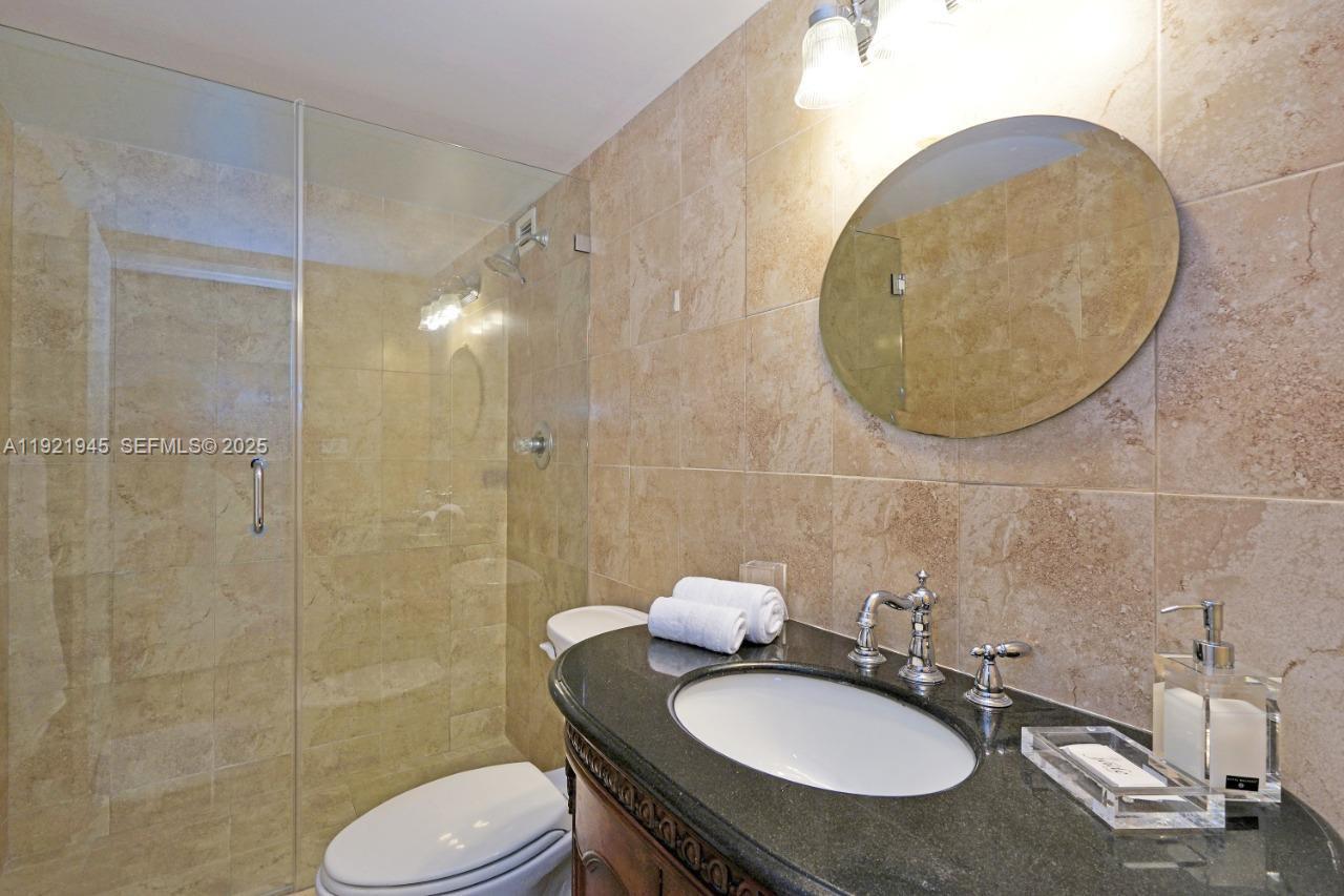 5601 Collins Ave #1516 Miami Beach, FL 33140