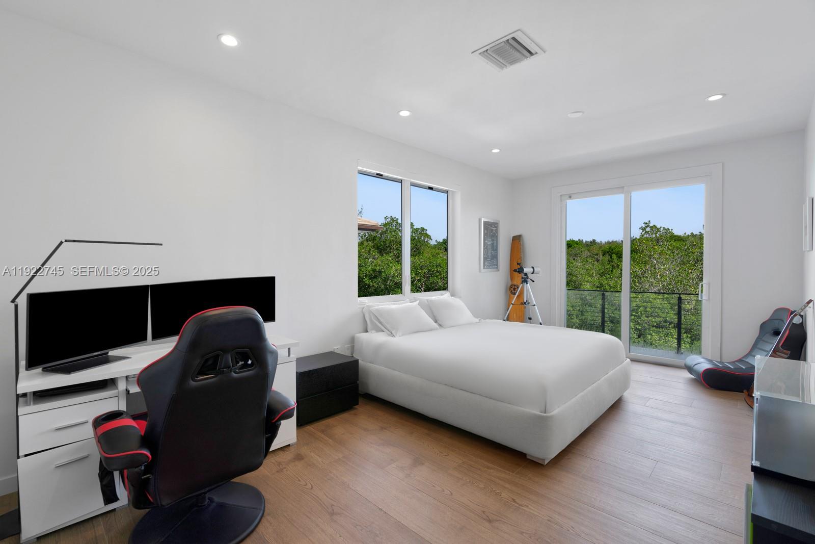 325 Campana Ave Coral Gables, FL 33156