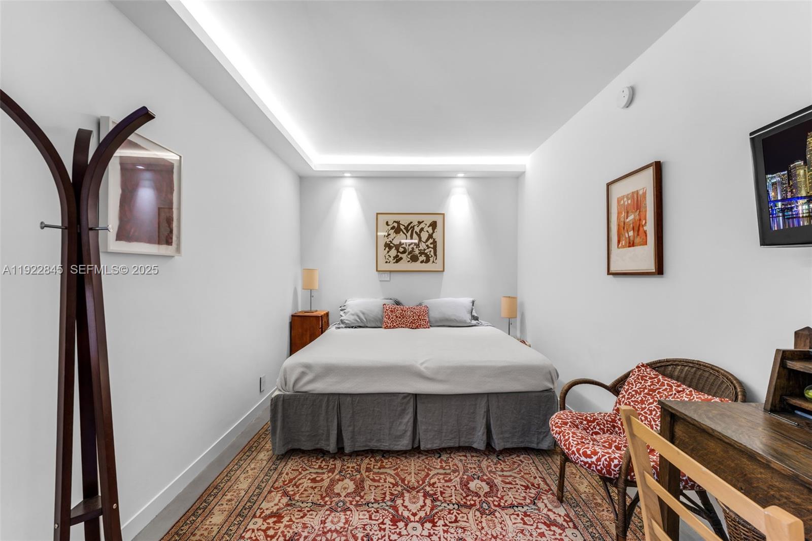 161 Crandon Blvd #125 Key Biscayne, FL 33149