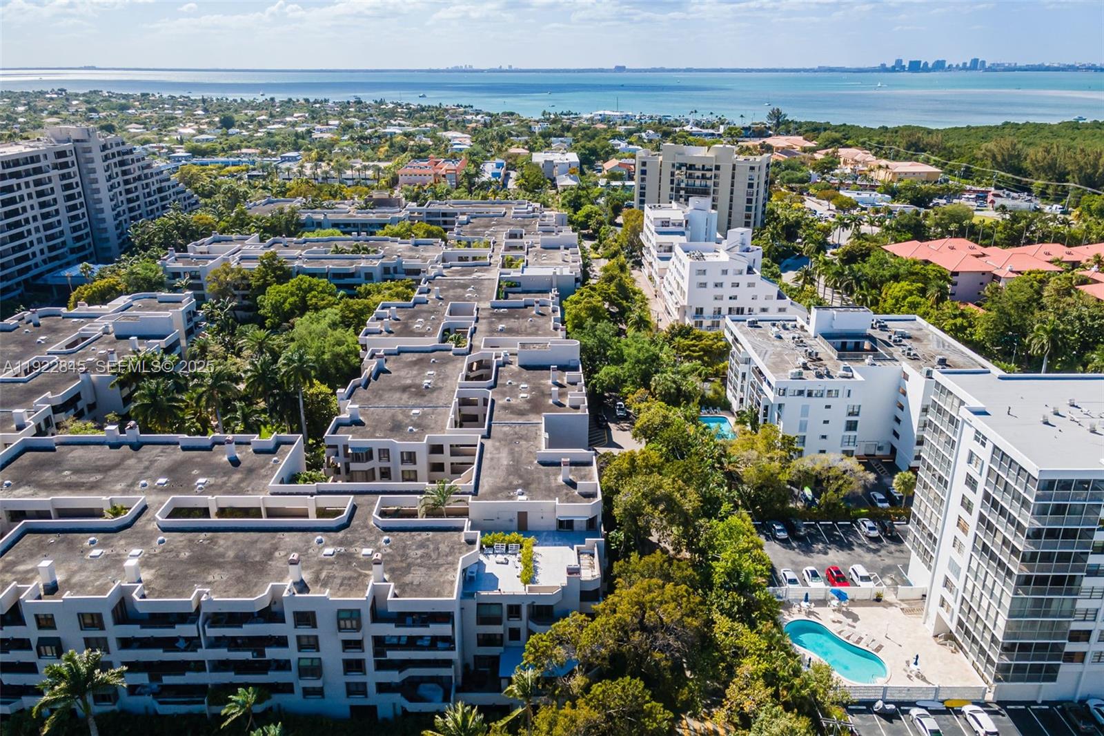 161 Crandon Blvd #125 Key Biscayne, FL 33149